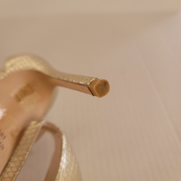 Stuart Weitzman Nudistcurve 4.5 inch Heel Gold Snake 8.5B Sexy Strappy Luxury - Picture 6 of 7